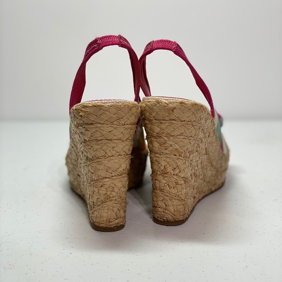 Coach Grace Watercolor Straw Wedges - Picture 6 of 6